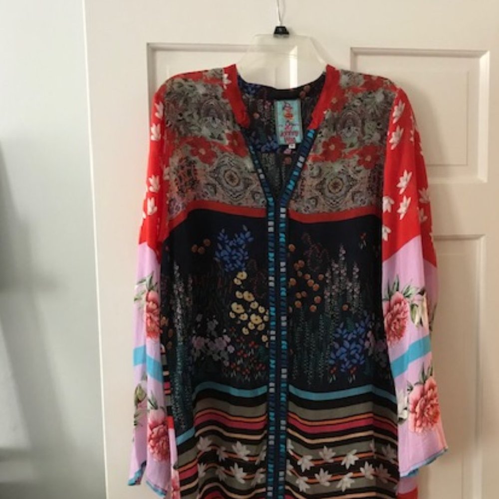 Johnny Was Tunic Style Floral Blouse Size M